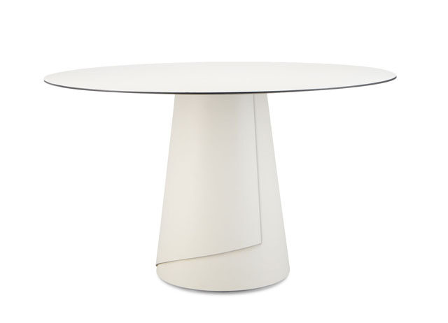 Dine dining table